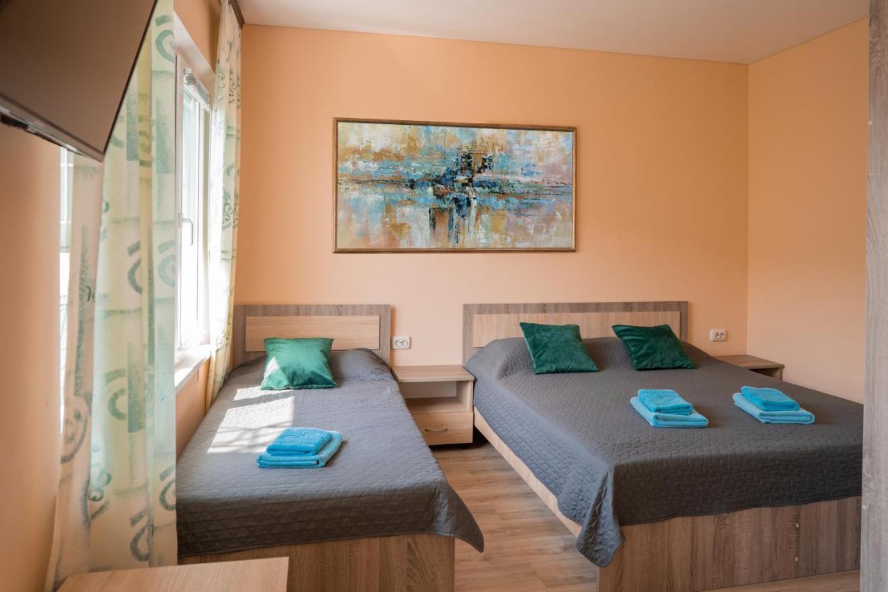 Парадиз Hotel โคเบลโว ภายนอก รูปภาพ