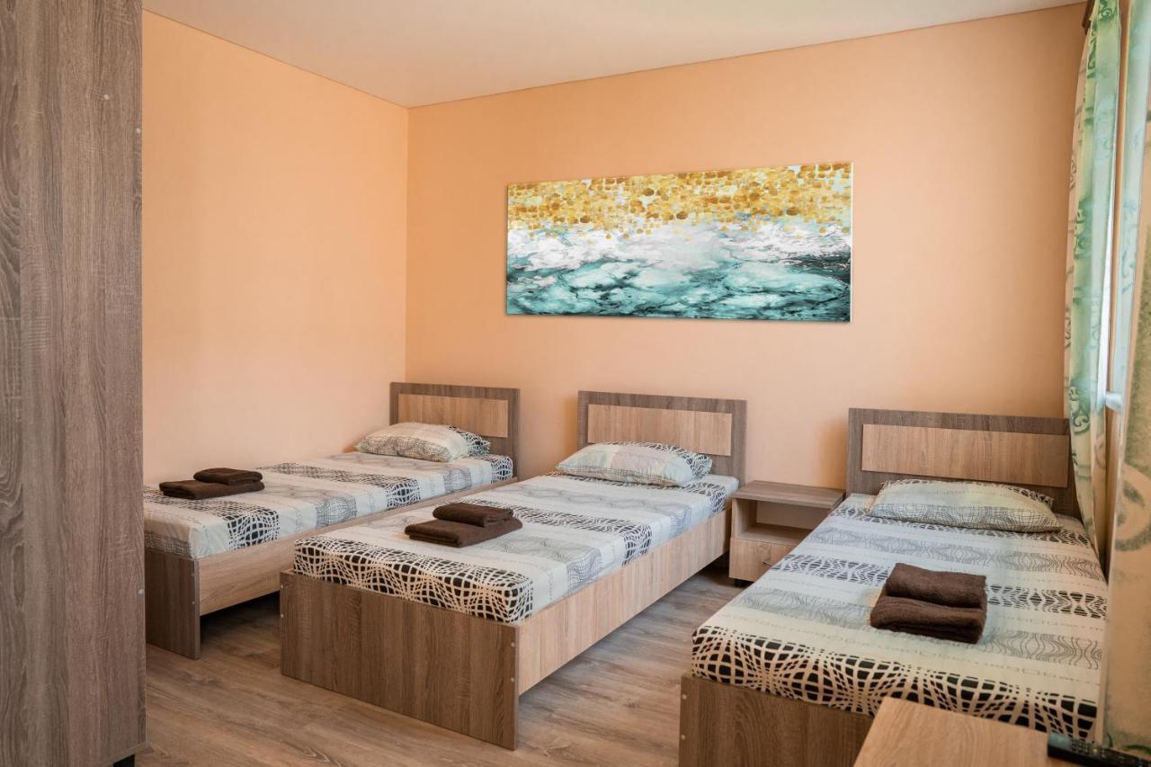 Парадиз Hotel โคเบลโว ภายนอก รูปภาพ