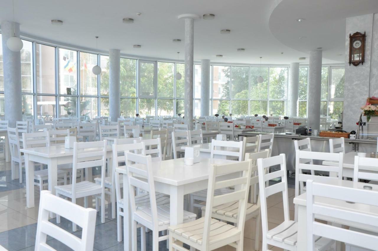 Парадиз Hotel โคเบลโว ภายนอก รูปภาพ